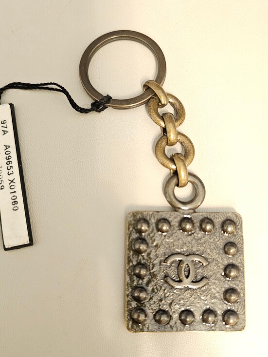 CHANEL Accessories - ✨️ RARE ✨️ CHANEL Antique Bronze Bag Charm